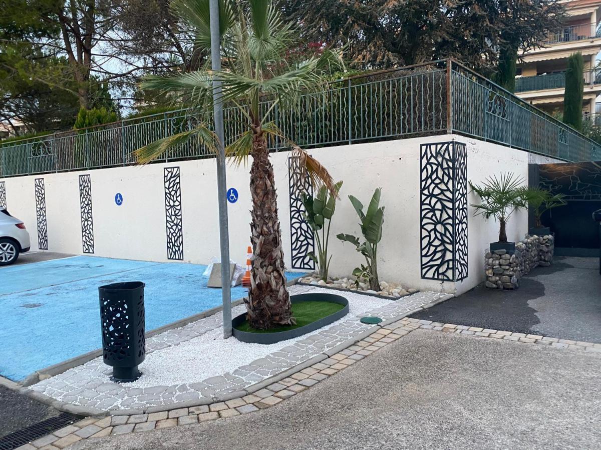 Ibis Cannes Mouans Sartoux Piscine Parking Gratuit Eksteriør billede