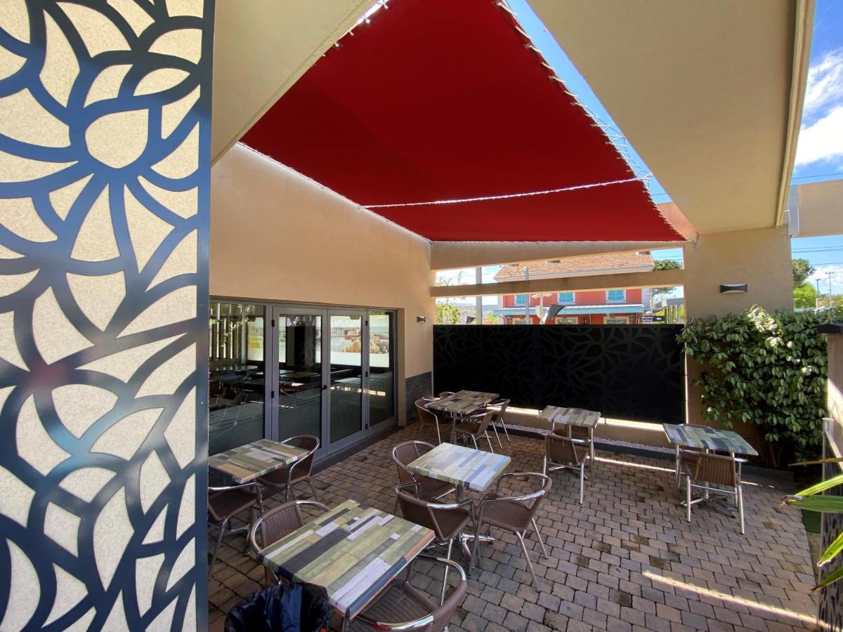 Ibis Cannes Mouans Sartoux Piscine Parking Gratuit Eksteriør billede