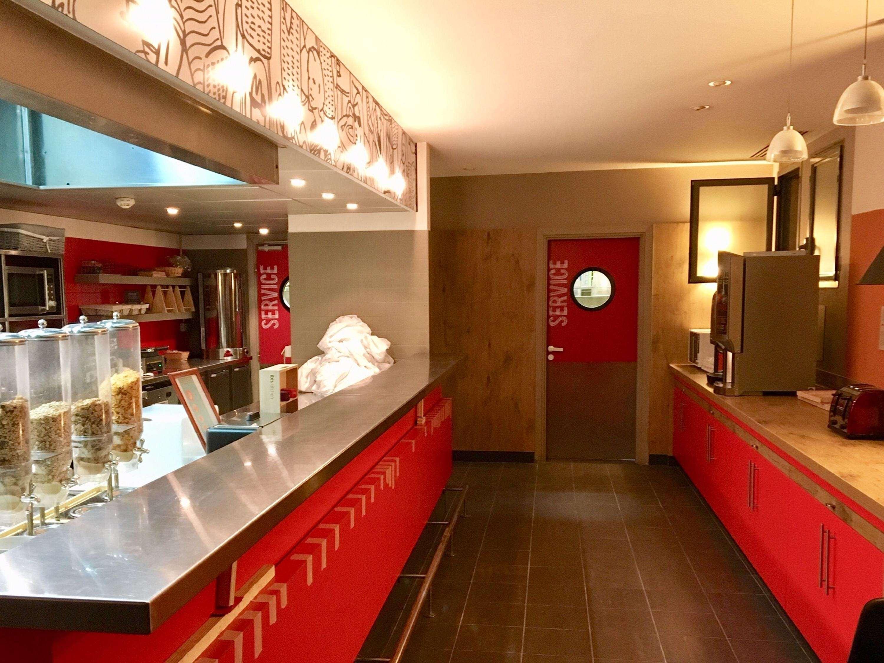 Ibis Cannes Mouans Sartoux Piscine Parking Gratuit Eksteriør billede
