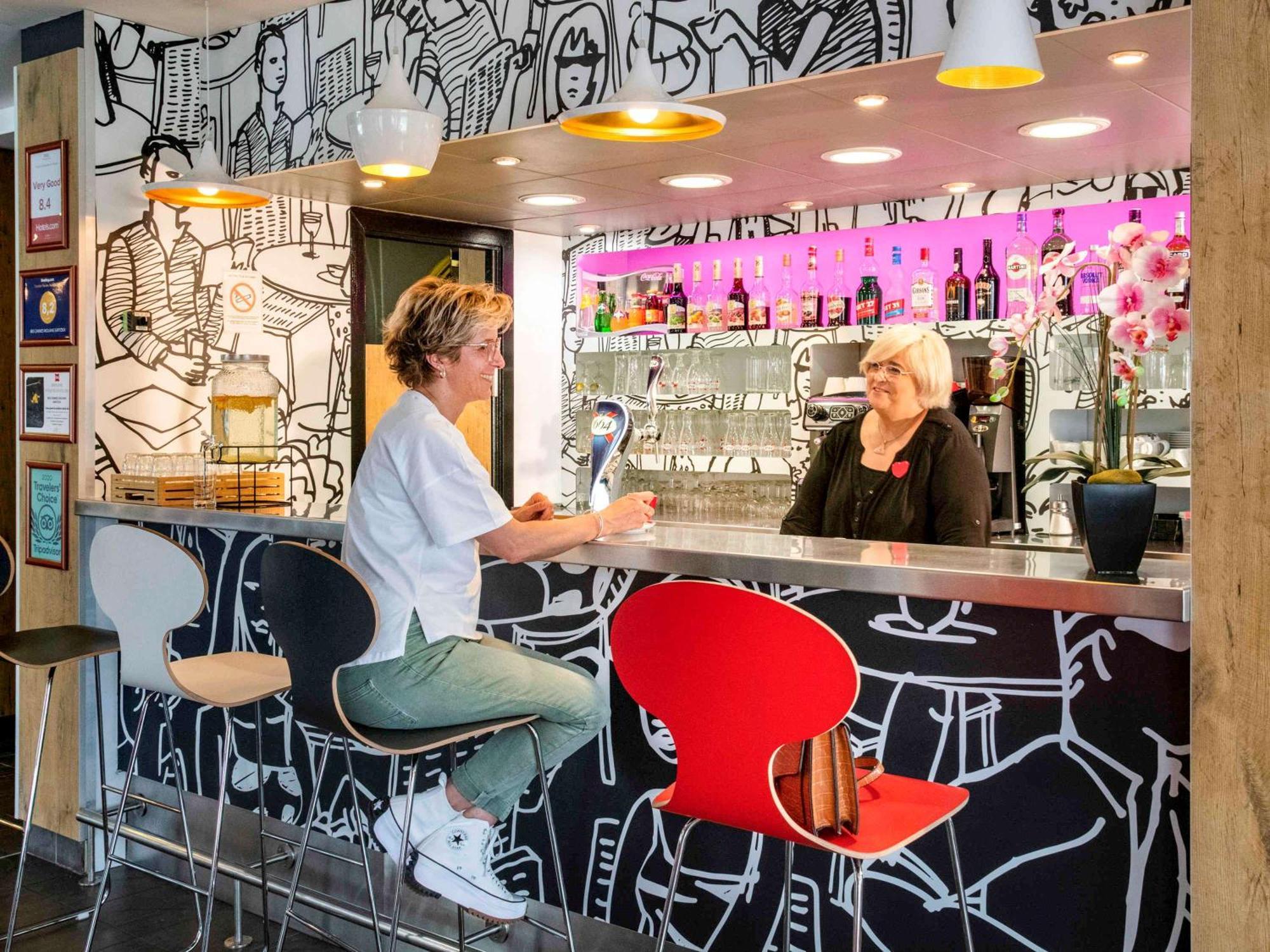 Ibis Cannes Mouans Sartoux Piscine Parking Gratuit Eksteriør billede