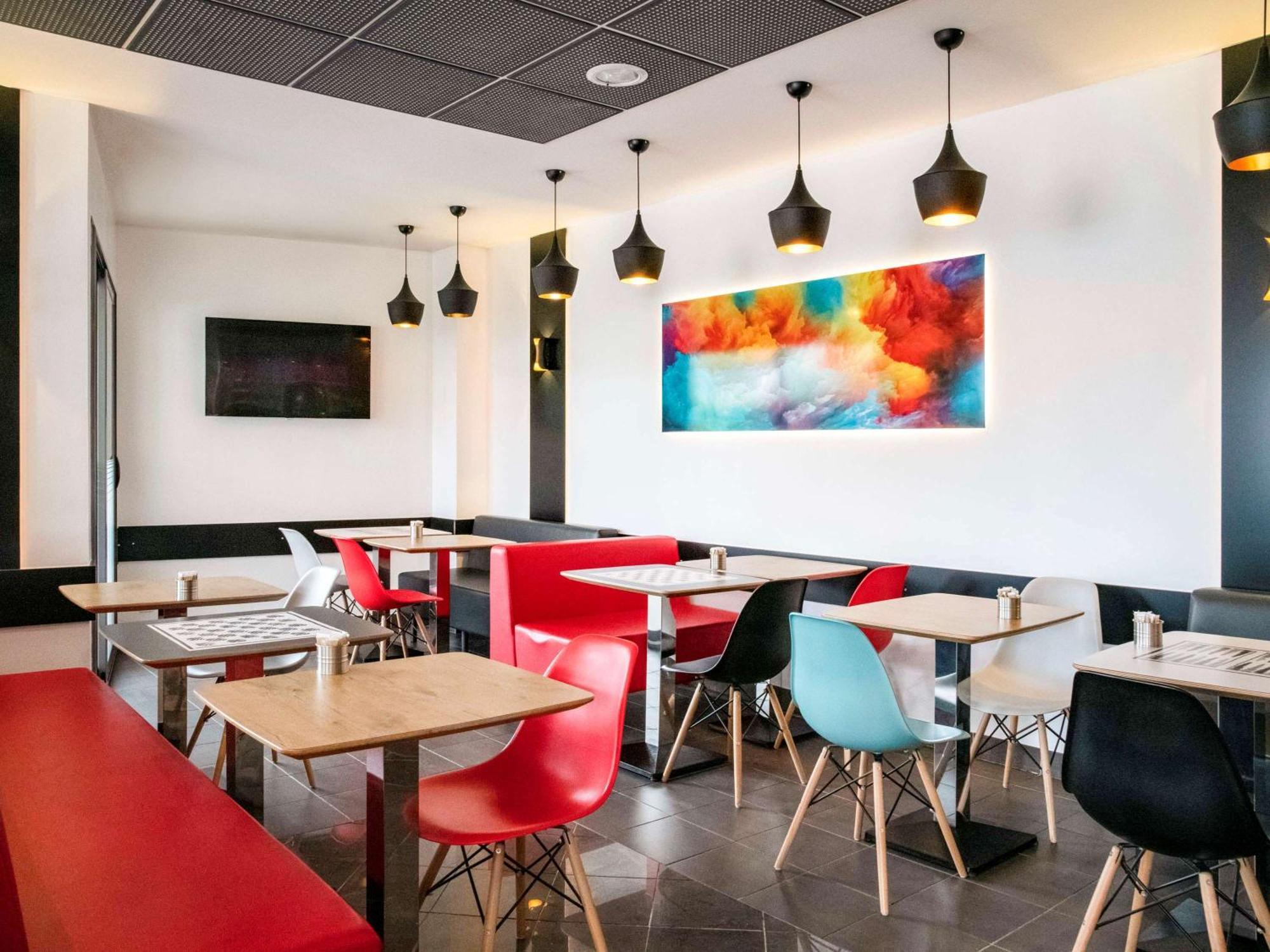 Ibis Cannes Mouans Sartoux Piscine Parking Gratuit Eksteriør billede